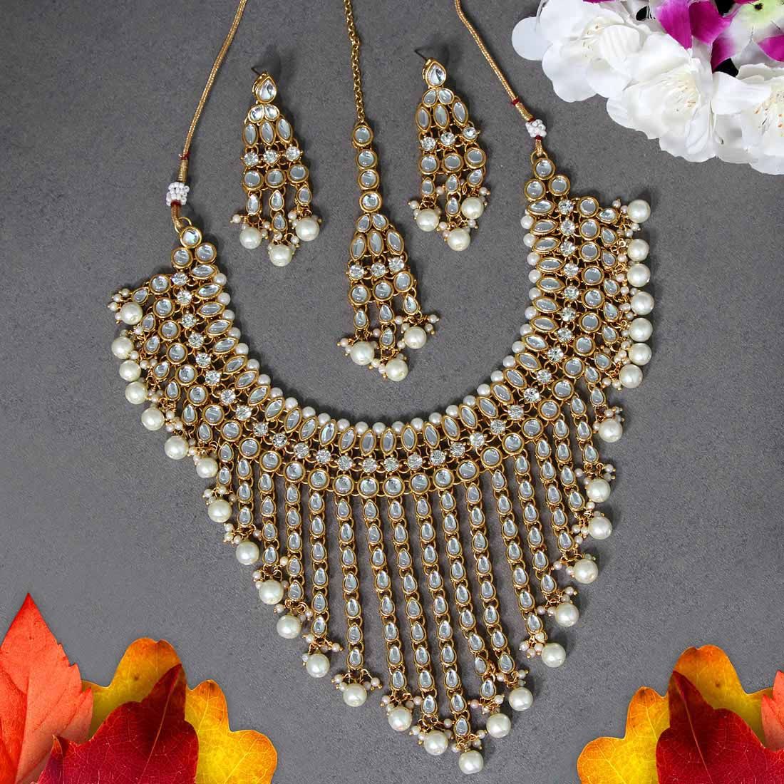 White Kundan Necklace Set