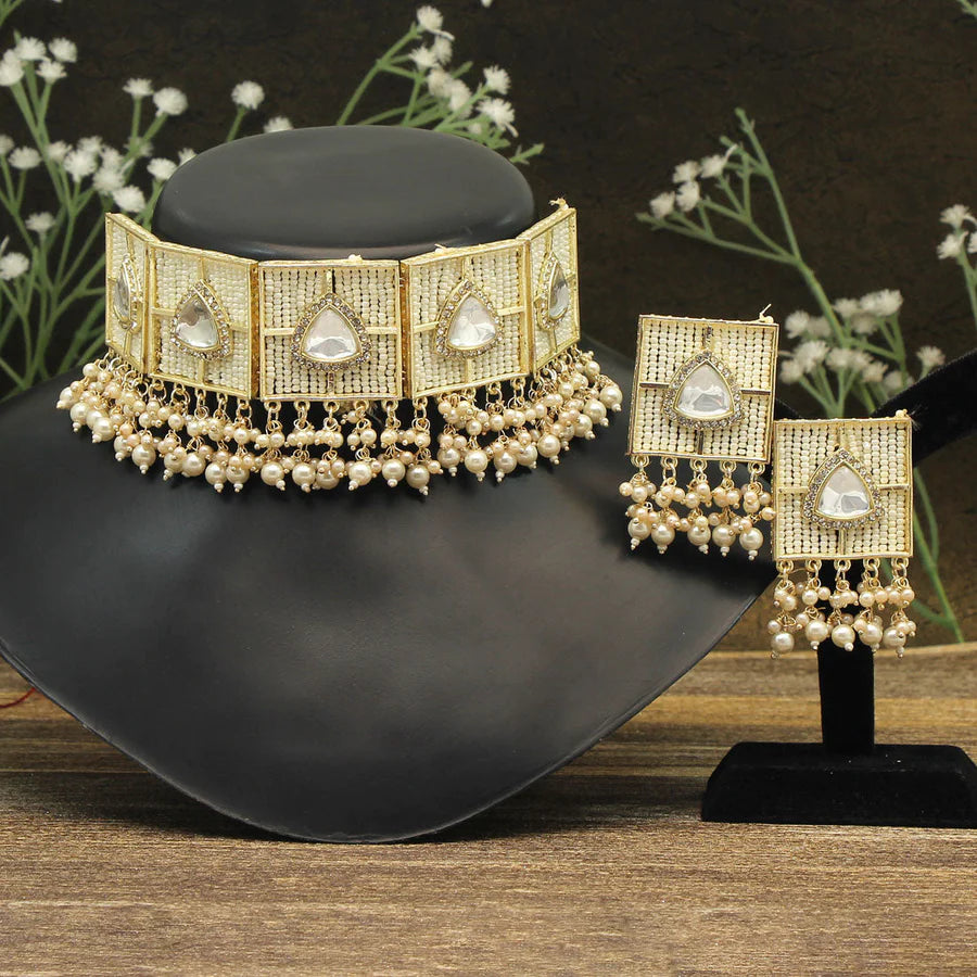 White Color Choker Kundan Meena Necklace Set