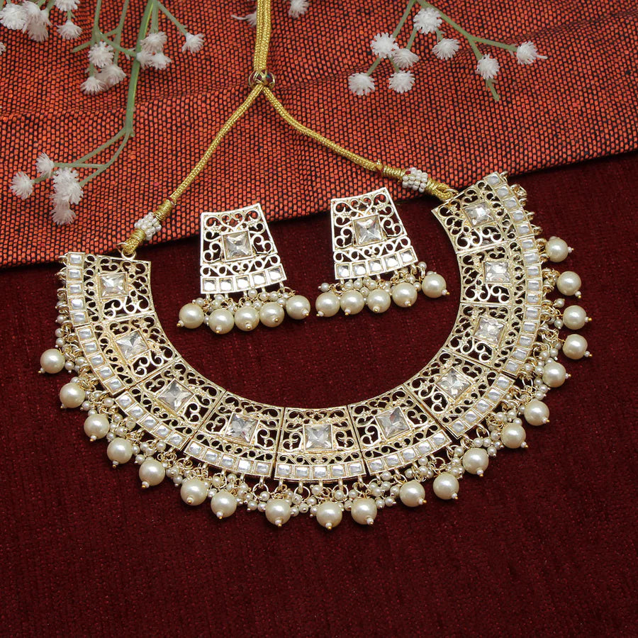 Fancy White Color Kundan Necklace Set