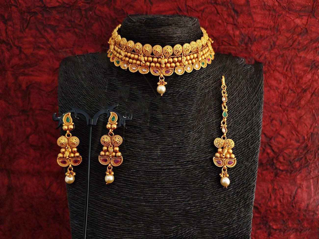 Matte Gold Style Designer Necklace Set