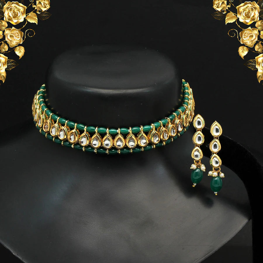 Gorgeous Kundan Necklace Set Green