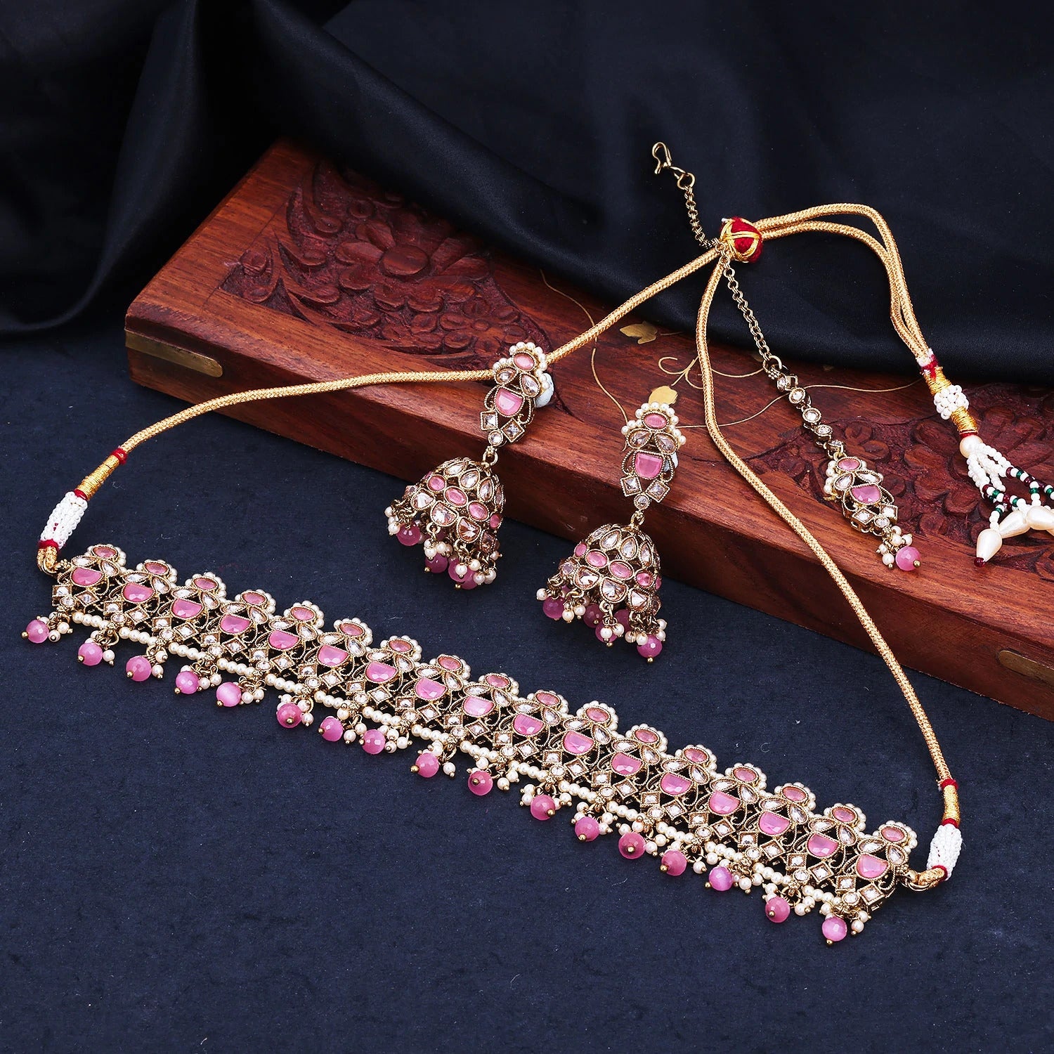 Exclusive Pink Reverse Pearl Gold Plated Necklace Set